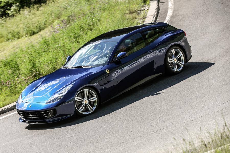  Ferrari GTC4Lusso 2016 года  (WW) (фото 9 из 58)